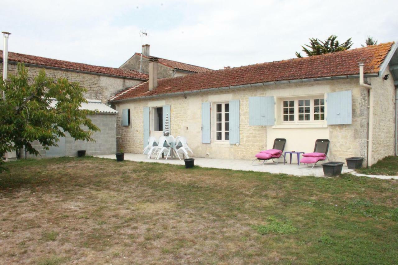 Charmante Maison Charentaise "Bonheur" * 4 Pers Chambon  Luaran gambar